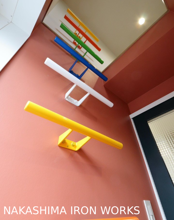 カラフルなロフトハシゴ