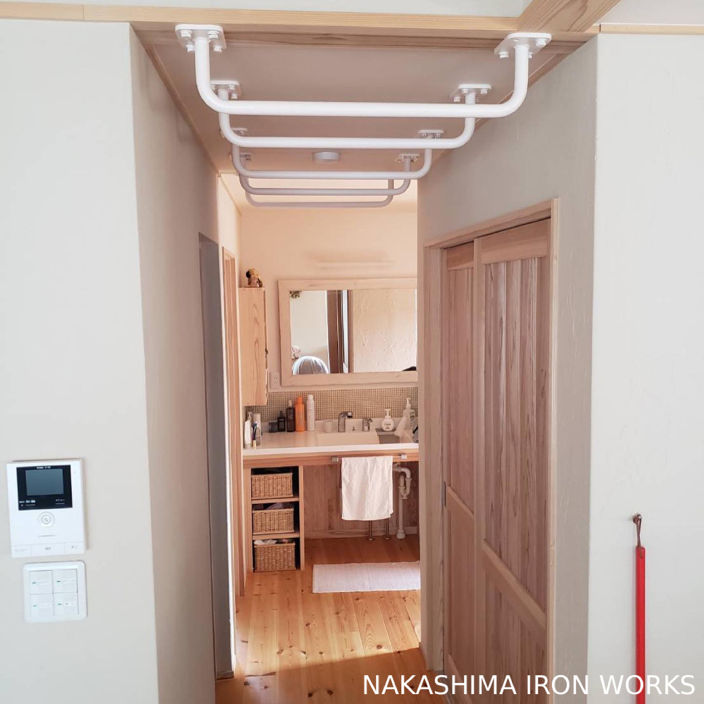 通路上に設置された雲梯